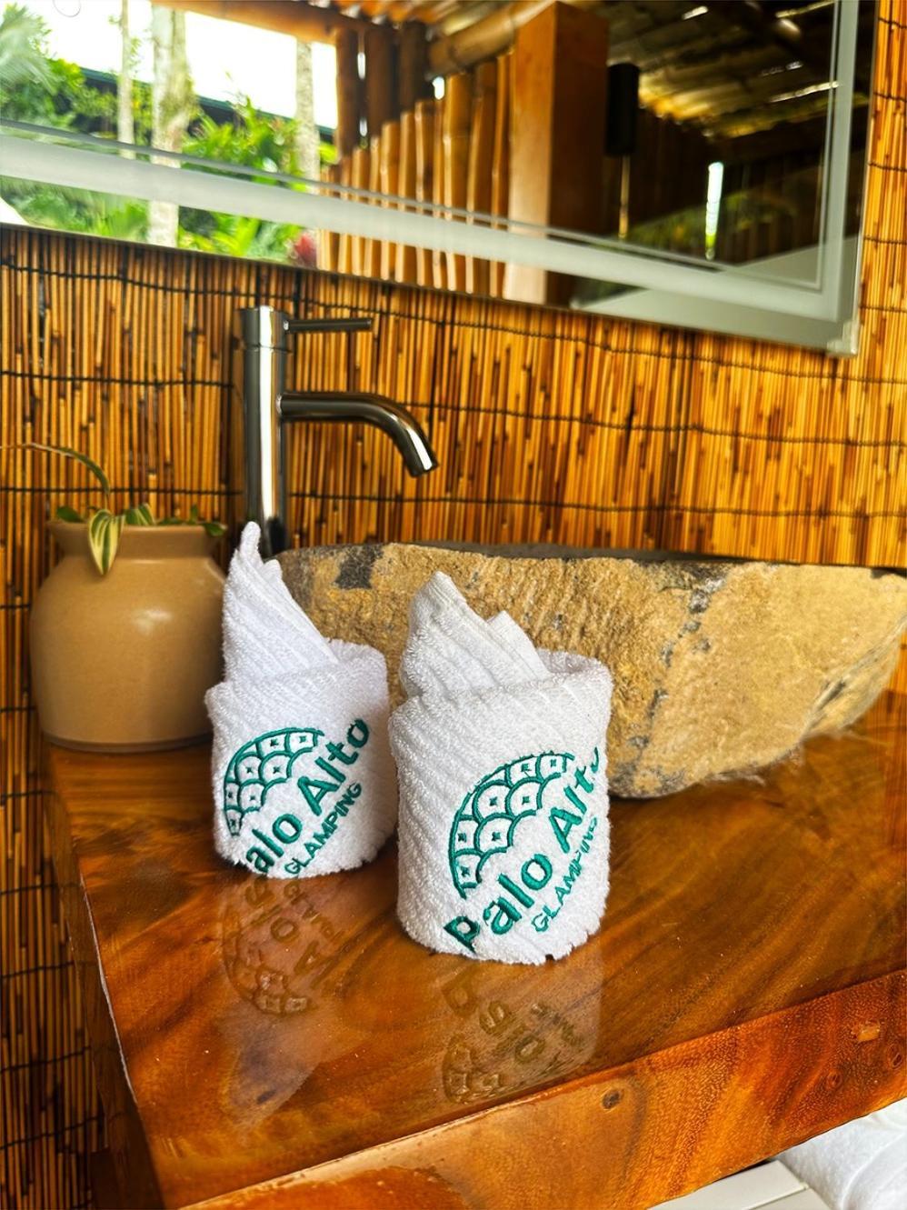 Palo Alto Glamping Hotel Quesada  Стая снимка